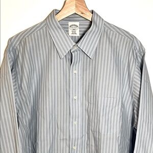 Brooks Brothers Regent Men's Non-Iron Oxford Dress Shirt - Green/Blue